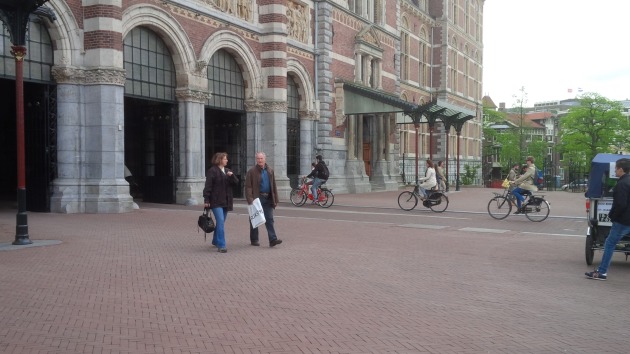 You can ride right through the Rijksmuseum (State Museum), recently reopened with a cycleway through the middle of it!